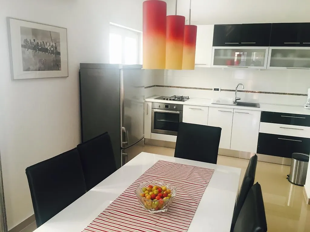 Apartment Leonardo Biograd Na Moru