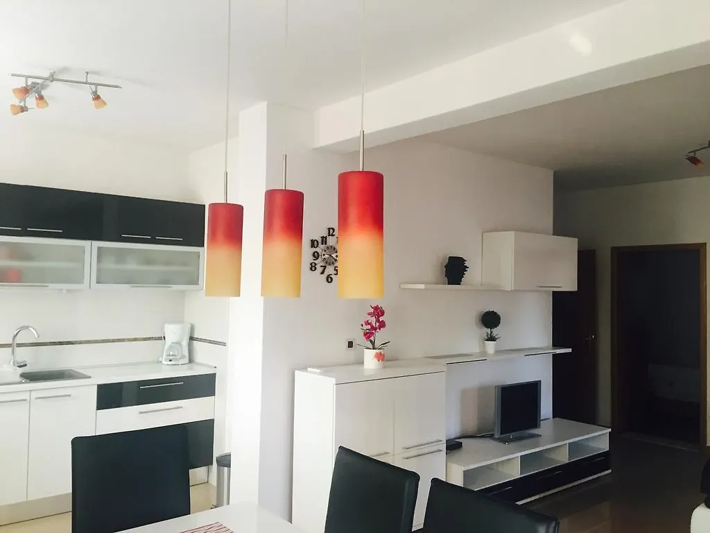Apartment Leonardo Biograd Na Moru